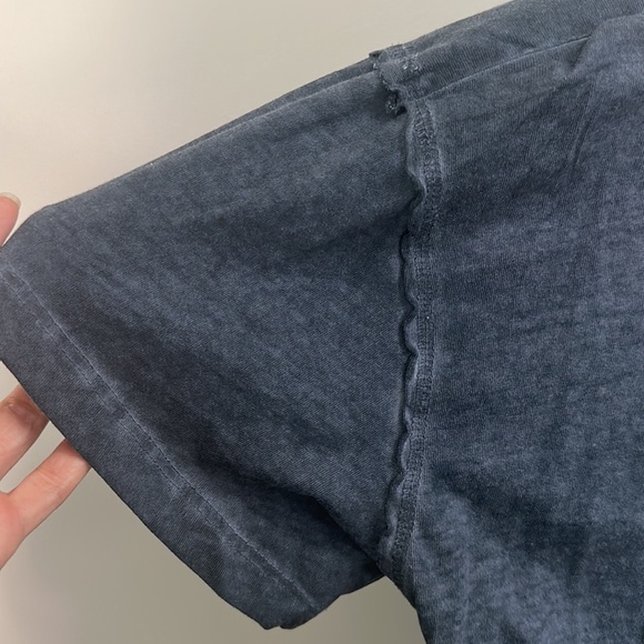 Free People top vintage blue size large - Picture 3 of 4